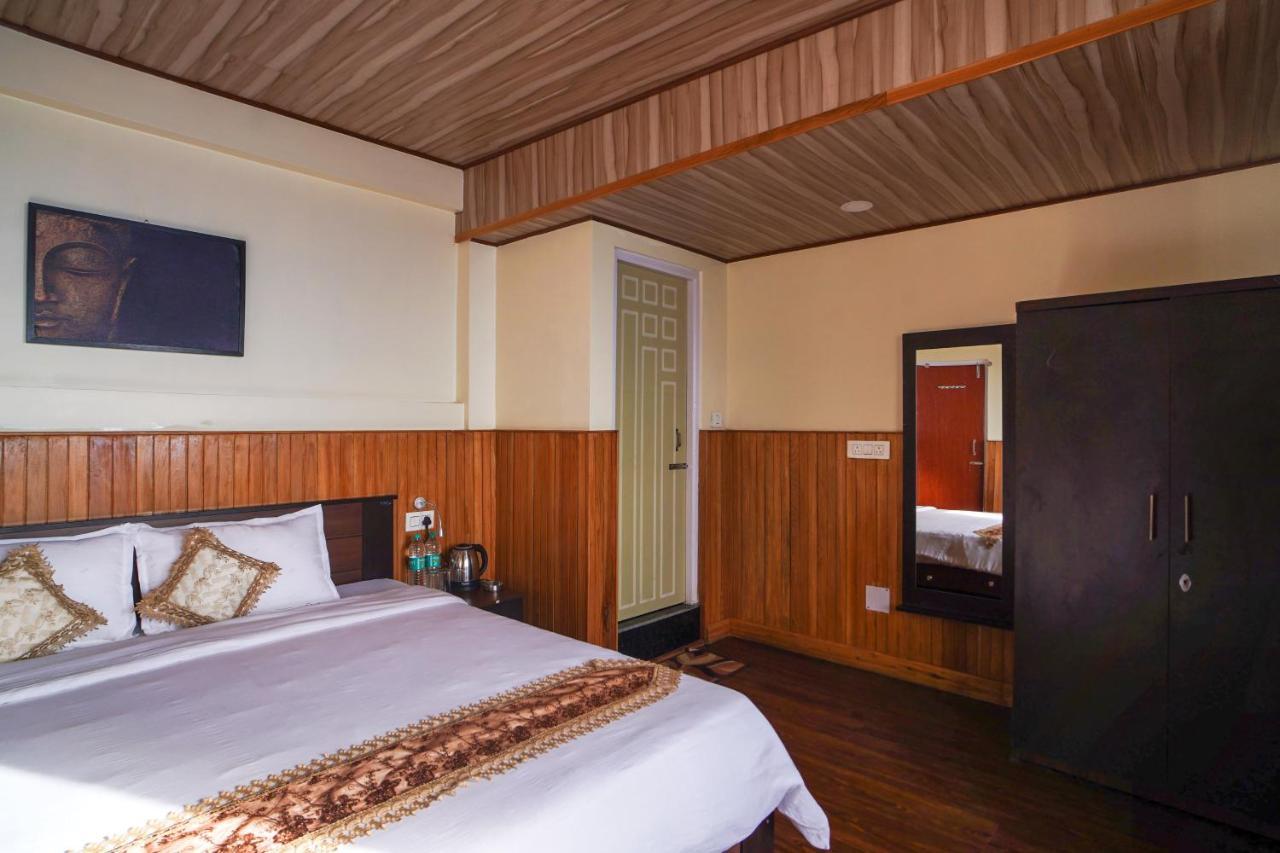 Hotel Hill Queen Near Sherpa Gumba Darjeeling Mall 5 Min Couple Friendly Exterior foto