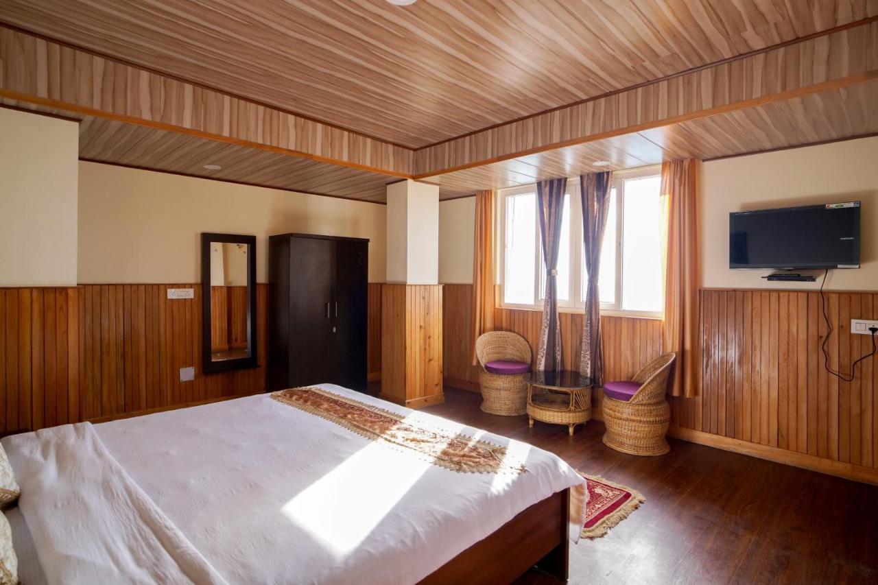 Hotel Hill Queen Near Sherpa Gumba Darjeeling Mall 5 Min Couple Friendly Exterior foto