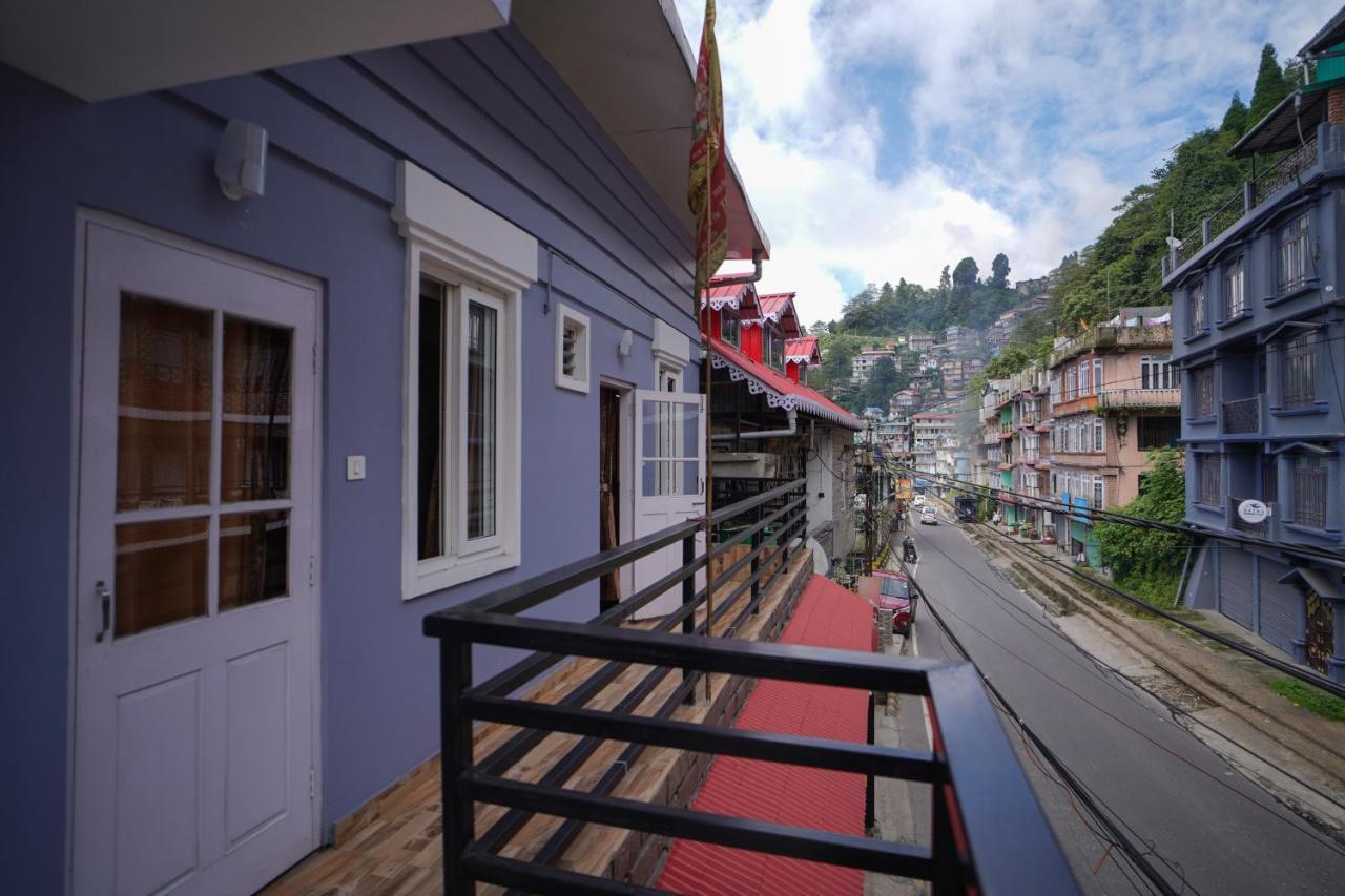 Hotel Hill Queen Near Sherpa Gumba Darjeeling Mall 5 Min Couple Friendly Exterior foto