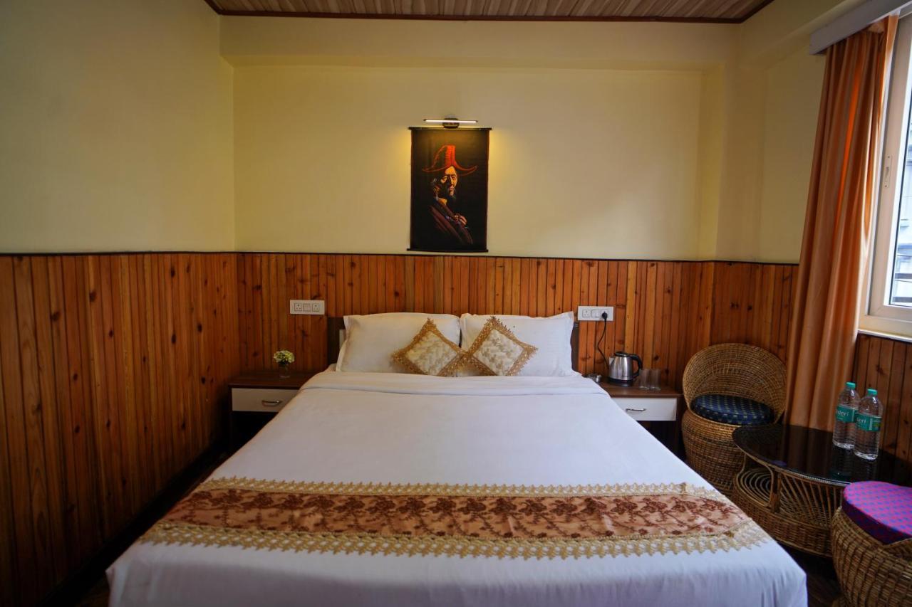 Hotel Hill Queen Near Sherpa Gumba Darjeeling Mall 5 Min Couple Friendly Exterior foto